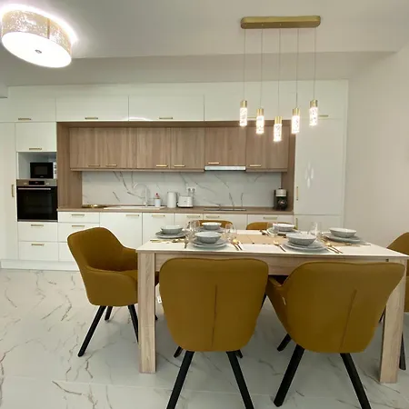 아파트 Sunshine Homes Luxury