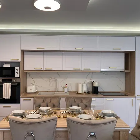 Sunshine Homes Luxury 아파트