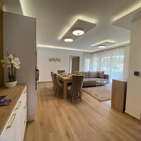 아파트 Sunshine Homes Luxury *