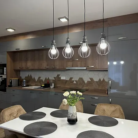 Sunshine Homes Luxury *